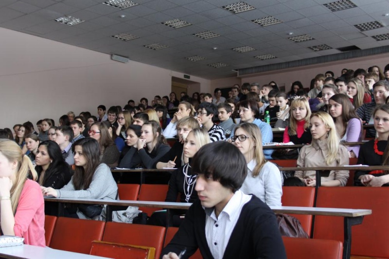Сегодня пройдет публичная лекция Олега Бухарина «Микробы и мы»